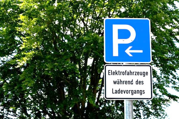 Webinar Verkehrsbehördliche Ausführung der StVO – Ruhender Verkehr